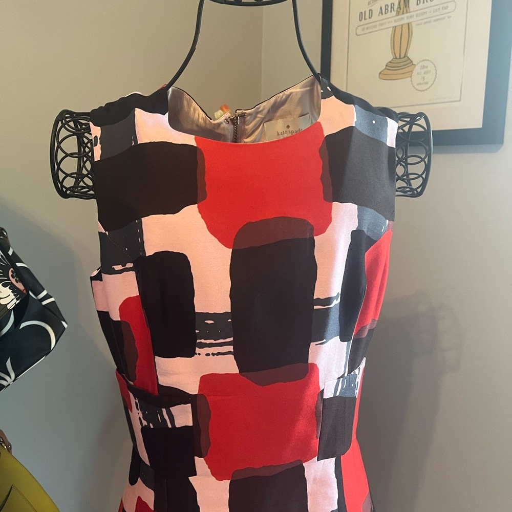 KATE SPADE BOW BACK DRESS. - Picture 3 of 9